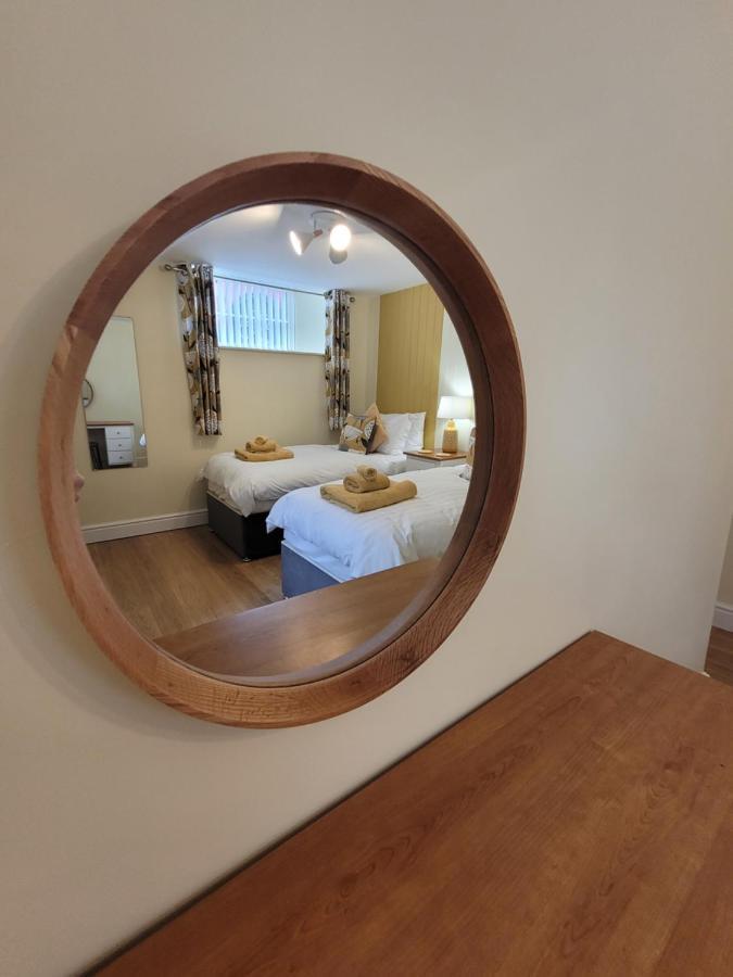 Llys Bach Apartment At Llys Aeron أبيريرون المظهر الخارجي الصورة